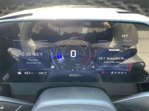 Used 2025 Chevrolet Traverse Z71 image 24