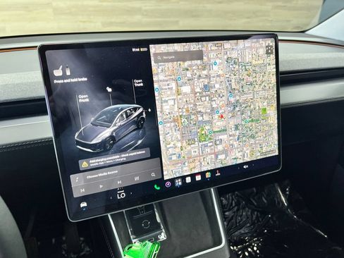 Used 2026 Tesla Model Y Long Range AWD/4WD image 21