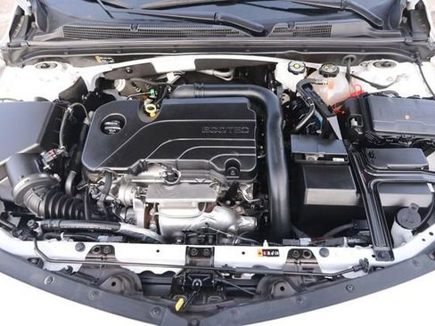 Used 2024 Chevrolet Malibu LT image 26