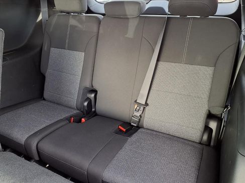 Certified 2025 GMC Acadia Elevation image 28