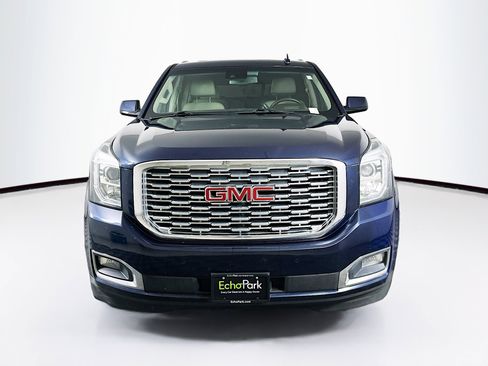 Used 2018 GMC Yukon Denali w/ Open Road Package AWD/4WD image 2