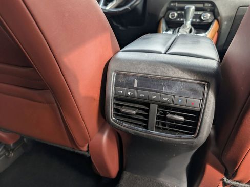Used 2017 MAZDA CX-9 Signature image 36