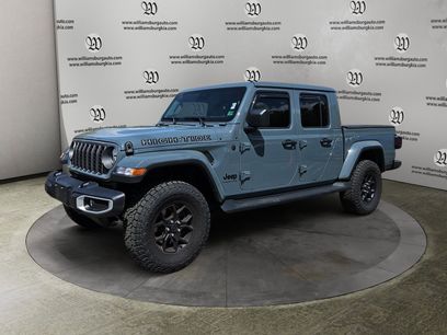 Used 2025 Jeep Gladiator Sport