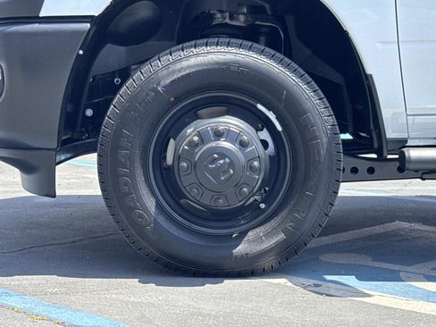 New 2026 RAM 3500 Tradesman AWD/4WD image 35