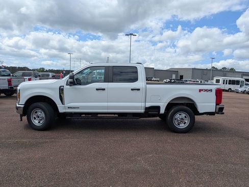 New 2026 Ford F350 XL w/ XL Driver Assist Package AWD/4WD image 5