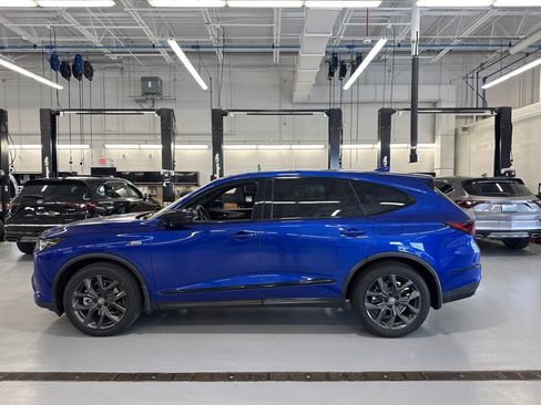 Used 2023 Acura MDX A-Spec AWD/4WD image 6