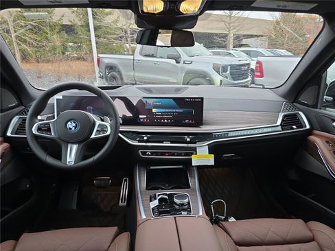 New 2026 BMW X5 xDrive50e w/ M Sport Package image 18