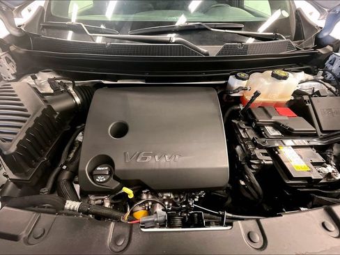 Used 2023 Chevrolet Traverse RS w/ LPO, Floor Liner Package AWD/4WD image 9