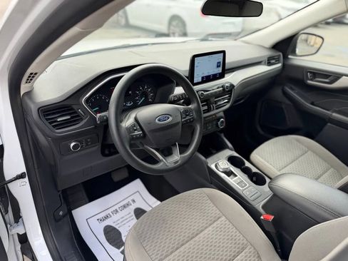 Used 2022 Ford Escape SE FWD image 22