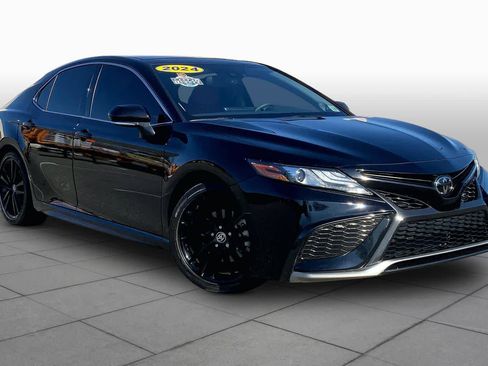 Used 2024 Toyota Camry XSE w/ Blackout Package (TMS) FWD image 3