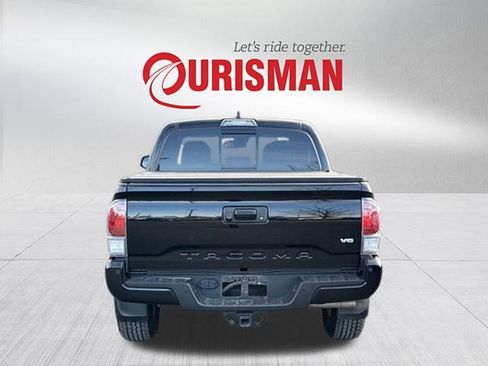 Used 2022 Toyota Tacoma SR5 image 3