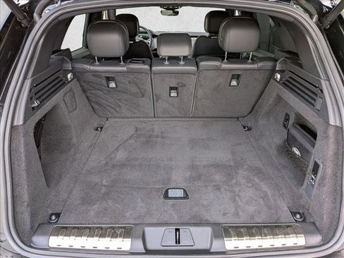 Certified 2025 Land Rover Range Rover Sport Dynamic SE image 6