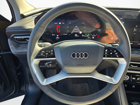 Certified 2025 Audi Q5 Premium Plus w/ Premium Plus AWD/4WD image 13