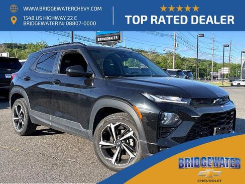 Used 2022 Chevrolet TrailBlazer RS FWD image 1