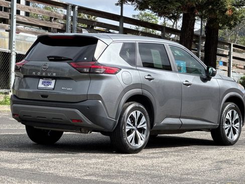 Used 2023 Nissan Rogue SV AWD/4WD image 4