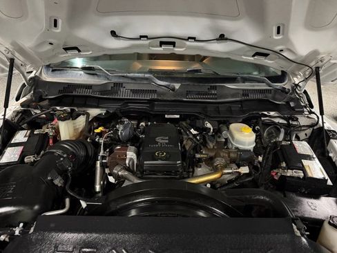 Used 2016 RAM 2500 SLT AWD/4WD image 19