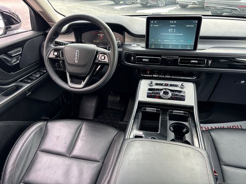 Certified 2023 Lincoln Aviator AWD w/ Premium Package image 30