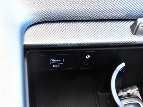 Used 2024 Hyundai Palisade SEL FWD image 29