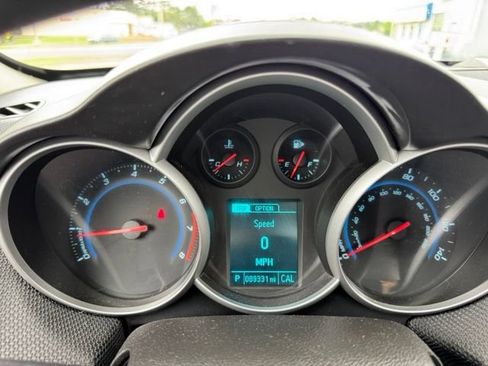Used 2015 Chevrolet Cruze LT FWD image 20