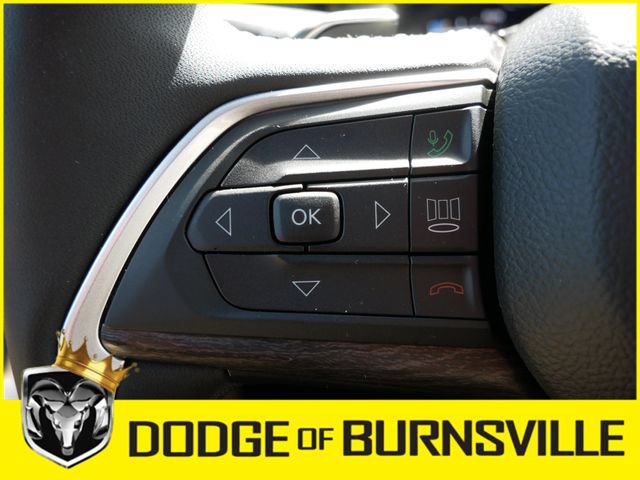 Used 2026 Jeep Grand Cherokee L Limited AWD/4WD image 23