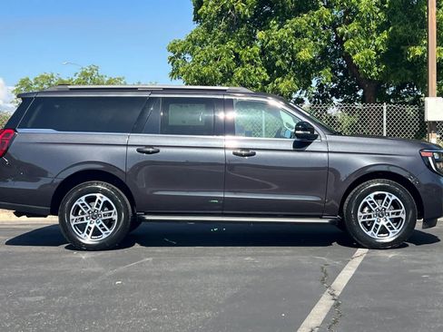 New 2026 Ford Expedition Max Active AWD/4WD image 8