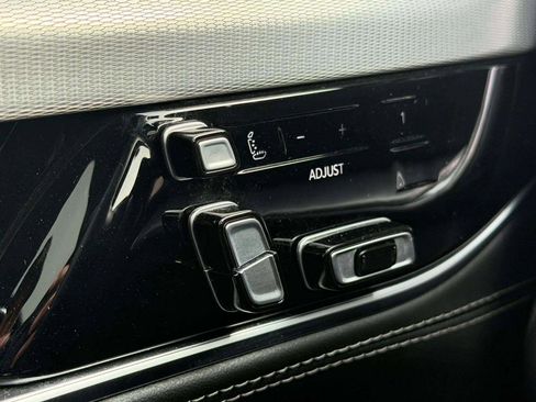 Used 2023 Jeep Grand Wagoneer Series II image 25