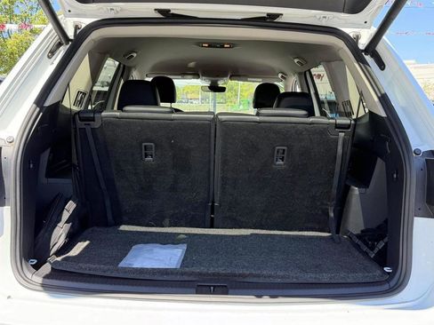 Used 2019 Volkswagen Atlas SE w/ Towing Package AWD/4WD image 7