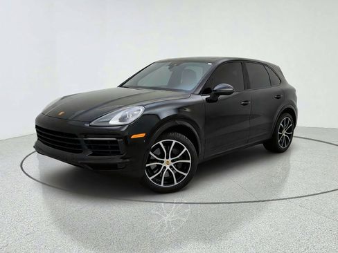 Used 2021 Porsche Cayenne AWD/4WD image 1