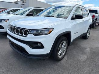 Used 2024 Jeep Compass Latitude AWD/4WD video 1