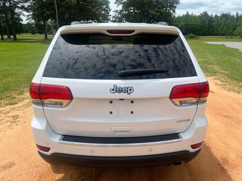 Used 2017 Jeep Grand Cherokee Limited RWD image 7
