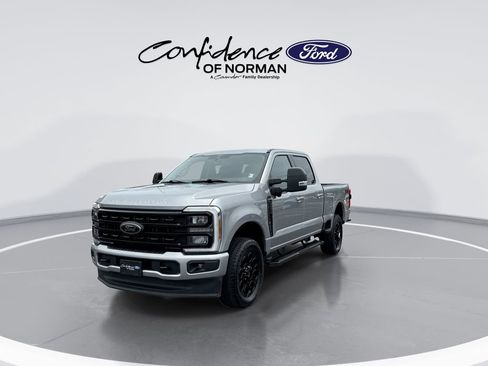Used 2024 Ford F250 Lariat w/ Black Appearance Package AWD/4WD image 3