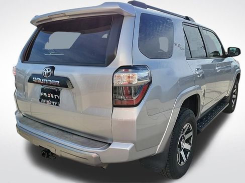 Used 2020 Toyota 4Runner TRD Off-Road Premium image 5