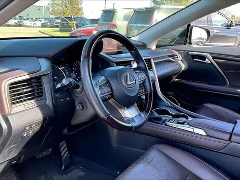 Used 2019 Lexus RX 350L w/ Premium Package image 14
