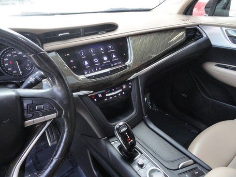 Used 2020 Cadillac XT6 Sport w/ Platinum Package image 9