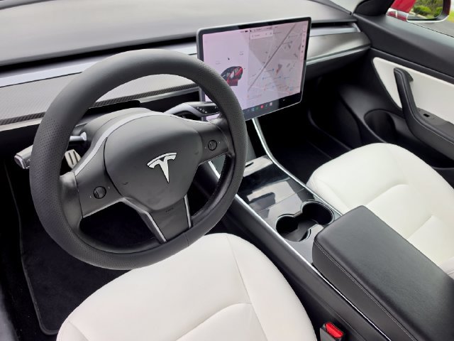 Used 2020 Tesla Model 3 Performance AWD/4WD image 23