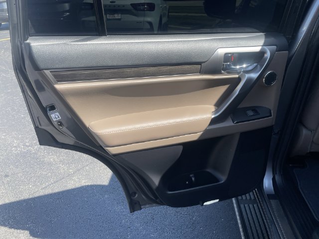 Used 2023 Lexus GX 460 Premium AWD/4WD image 29