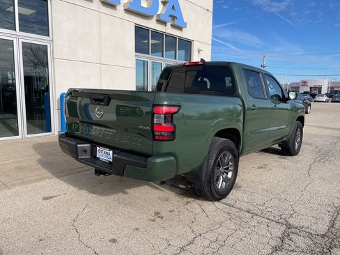 Used 2025 Nissan Frontier SV w/ SV Convenience Package image 5