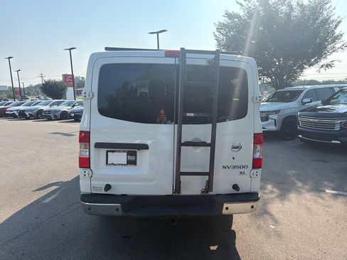 Used 2018 Nissan NV 3500 SL RWD image 5