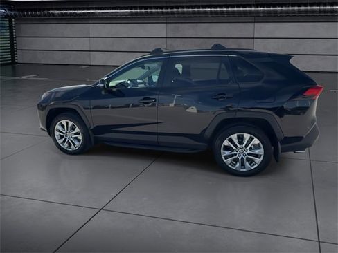 Used 2024 Toyota RAV4 XLE Premium image 6