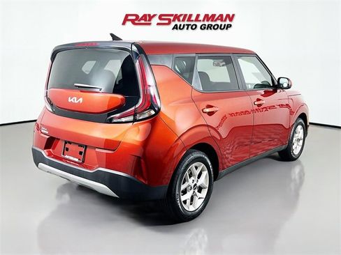 Used 2024 Kia Soul LX w/ Option Group 015 image 7