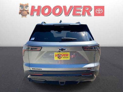 Used 2025 Chevrolet Equinox RS w/ Safety and Technology Package FWD image 5