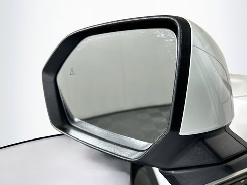 Used 2025 Hyundai Palisade SEL image 16