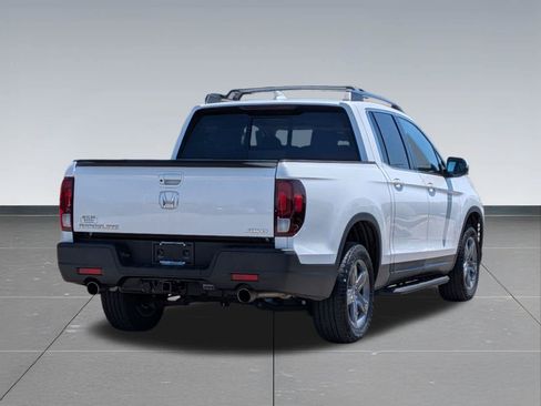 Certified 2023 Honda Ridgeline RTL image 5