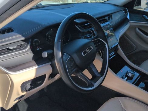 Certified 2021 Jeep Grand Cherokee L Limited image 10