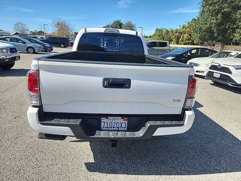 Certified 2023 Toyota Tacoma TRD Sport image 4