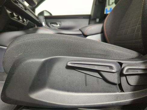 Certified 2025 Honda HR-V Sport image 26