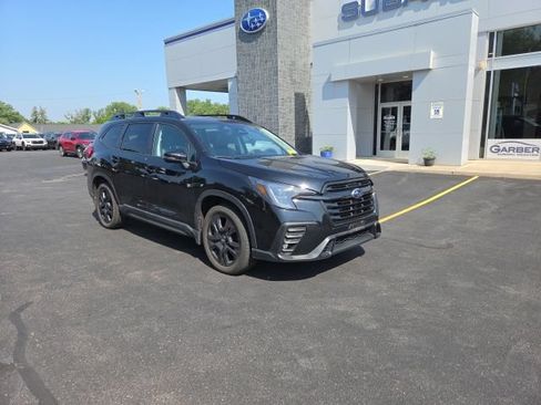 Used 2023 Subaru Ascent Onyx Edition AWD/4WD image 4