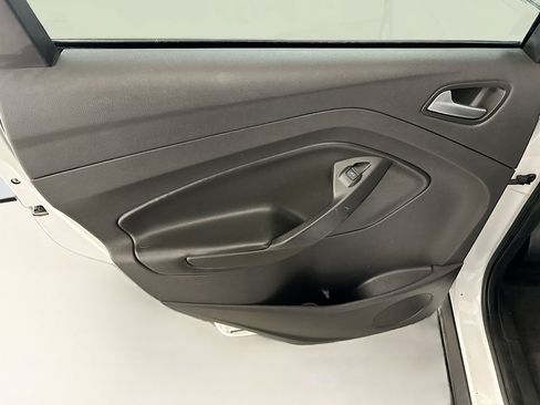 Used 2014 Ford Escape SE image 25