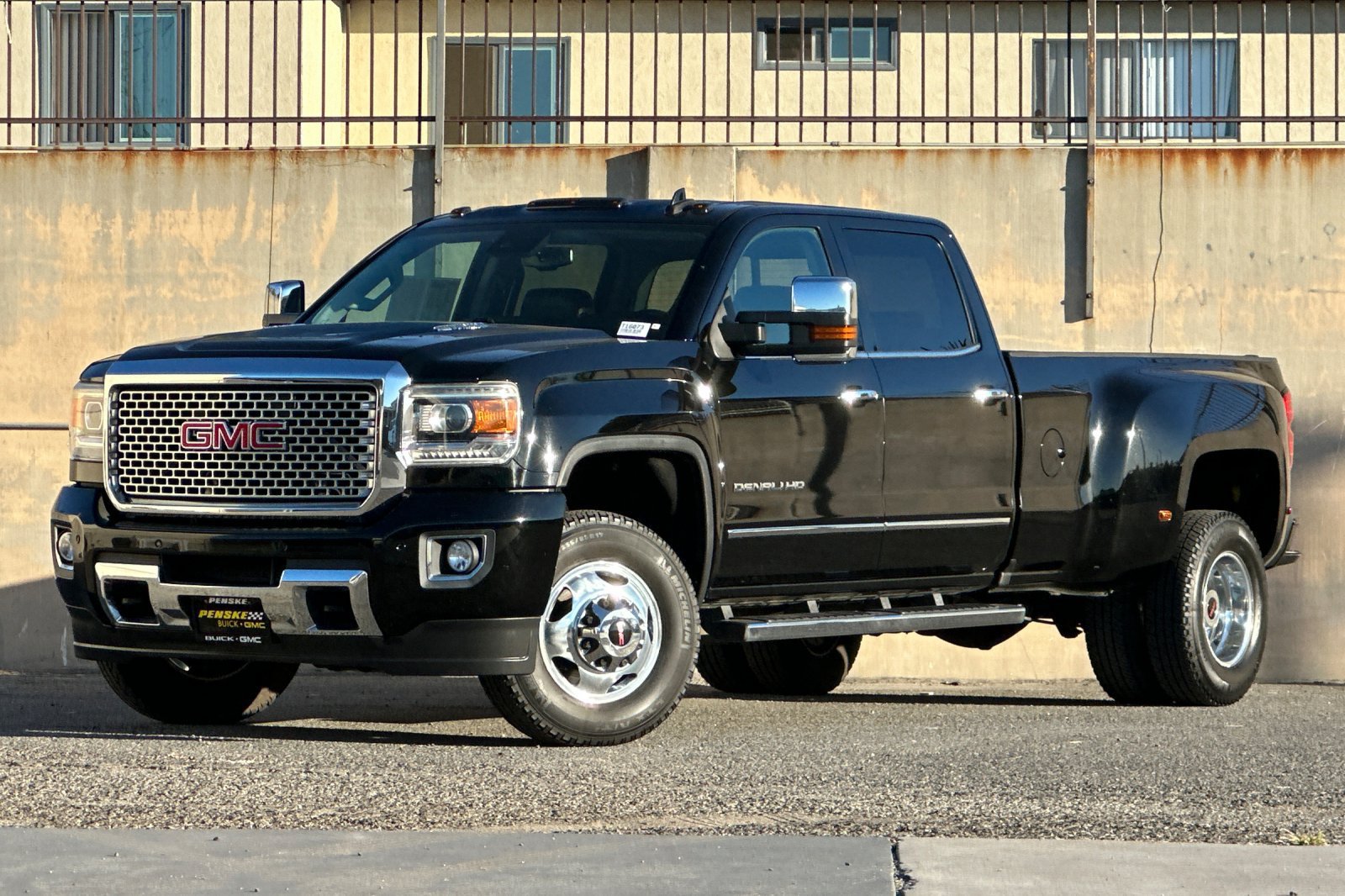 Certified 2016 GMC Sierra 3500 Denali w/ Duramax Plus Package RWD image 8