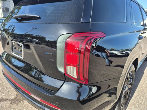 Used 2024 Hyundai Palisade Calligraphy AWD/4WD image 10